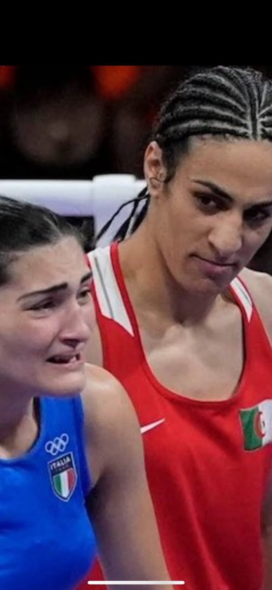 SaP011's tweet photo. Il vicepresidente della World Boxing conferma che Imane Khelif è un uomo.

"Il problema non è il livello di testosterone di #Khelif, perché oggigiorno può essere regolato, ma il risultato del test di genere, che ha rivelato chiaramente che il pugile algerino è biologicamente maschio."

Caso chiuso. Il resto è solo spazzatura Woke.
