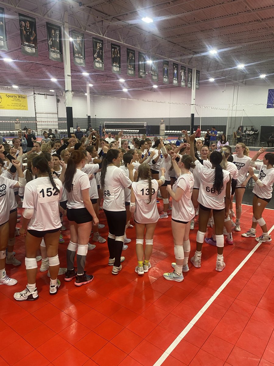 PrepDigIN's tweet photo. And thatβs a wrap! What a talented group of kids that hit our gym today! Good luck in season!
#PDStockUpIN https://t.co/CVOz6OvQX7