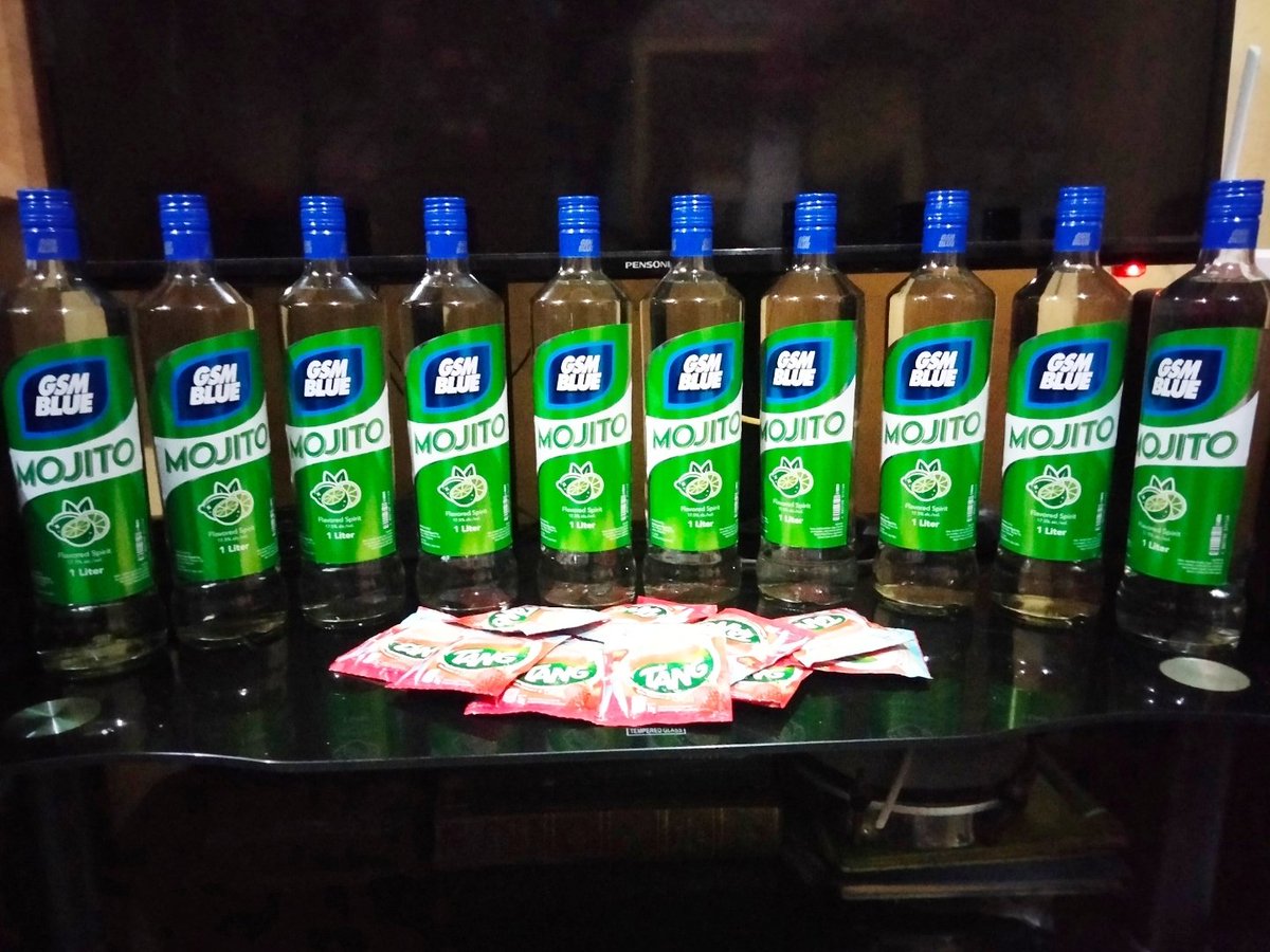 Jiwell02's tweet photo. Baldugan last night.. #HBDSelf https://t.co/47WUsDUIyo