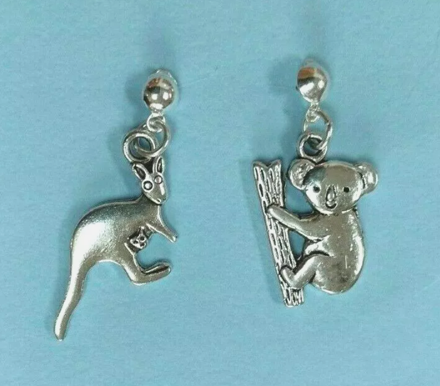 InessaW29's tweet photo. https://t.co/pNYPDChEfD

CUTEST KANGAROO+ KOALA STUD EARRINGS Animal charms Handmade Nice Gift FREE UK P

#earrings #Australia #koala #kangaroo #animals #gifts #cutest #funsters  #birthday #teacher #ebayseller #gifts #AnimalsLover  #MHHSBD #PartyTime https://t.co/suryIDUuxb