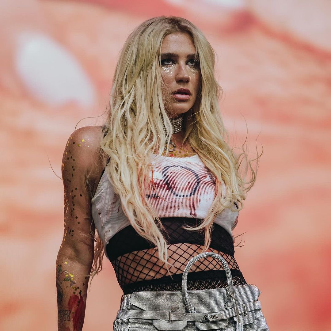 kesha (@kesharose) on Twitter photo 
