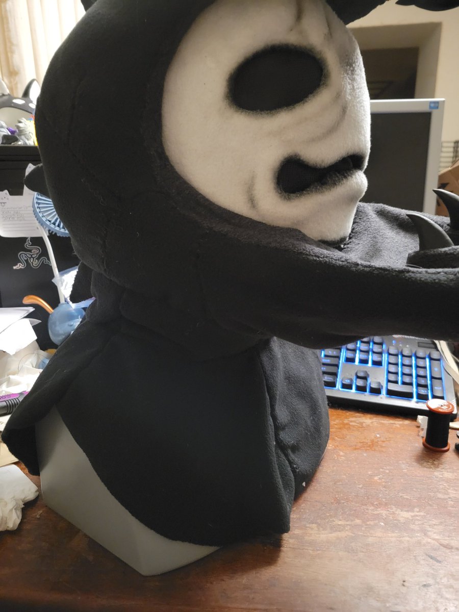 Tezi_Wezi's tweet photo. Had to fix their neck, it looks sm better though, I also added a hidden pocket for my wallet or goodies... ignore the pixels I had crap on my desk lol 

Next I gotta make their hands, the first iteration I made didn't work out so well

#offgame #offmortisghost https://t.co/54z55Nw3Zb
