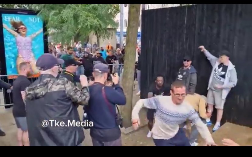 <a href="/DillyHussain88/">Dilly Hussain</a> Look this. Coward👇