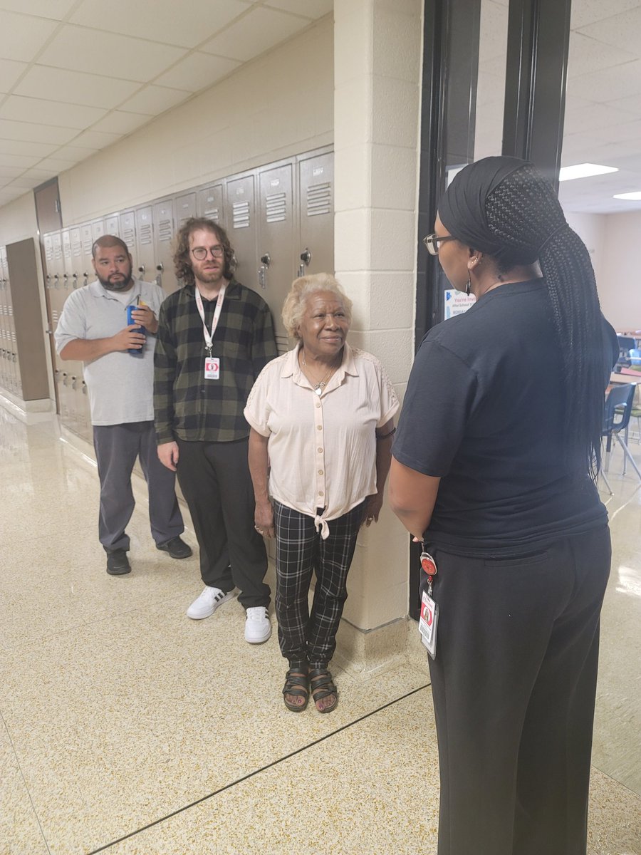 Aldine ISD High School Science Leadership Team presenting at DSD <a href="/DrFavy/">DrFavyCantu</a> <a href="/STARS_902/">Tracy Mansfield</a> <a href="/DrLindseyWise/">Lindsey Wise, Ed.D.</a> <a href="/AISD7_12Science/">AISD 9-12 SCIENCE</a>