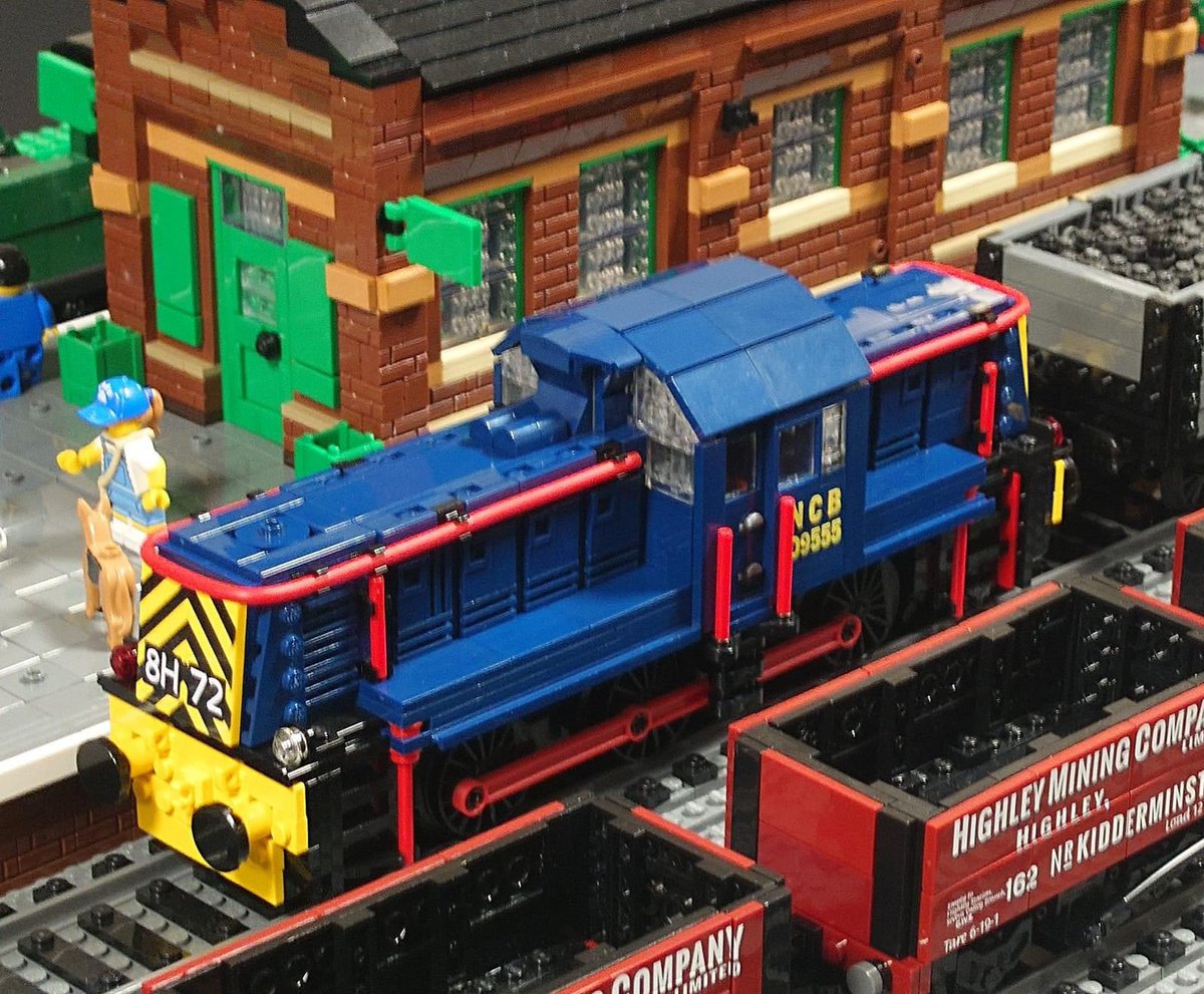 LNURailway's tweet image. Ralph’s LEGO BR class 14 on the northern club layout this weekend at @svrofficialsite Brick Weekend. #lego #legocity #legotrains
