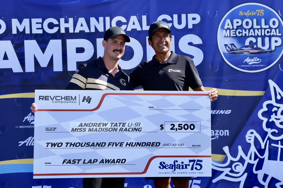 Revchem_'s tweet image. Join us in celebrating @missmadisonrt’s Andrew Tate for clinching his fourth @H1Unlimited #Revchem #FastLap Award! Our very own General Manager, Dennis Gallegos, was at the @SeafairFestival to present the check. ⏱️