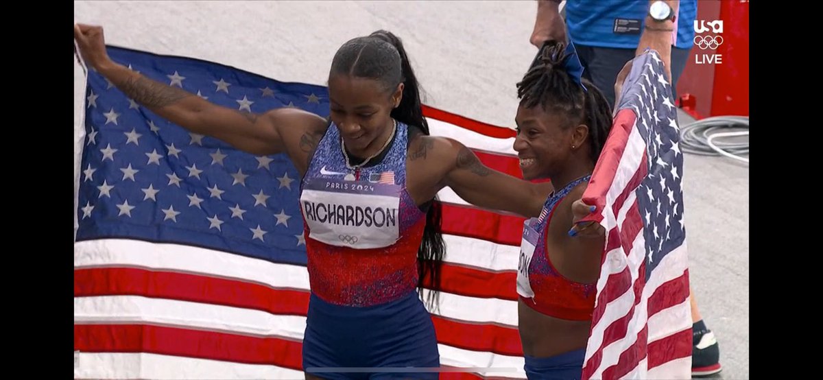 All The Way From Dallas Carter To The Olympics⭐️ ShaCarri Richardson takes Silver In The 100 Meter dash, The Whole Oak Cliff &amp; Dallas are Proud ⚡️💯‼️