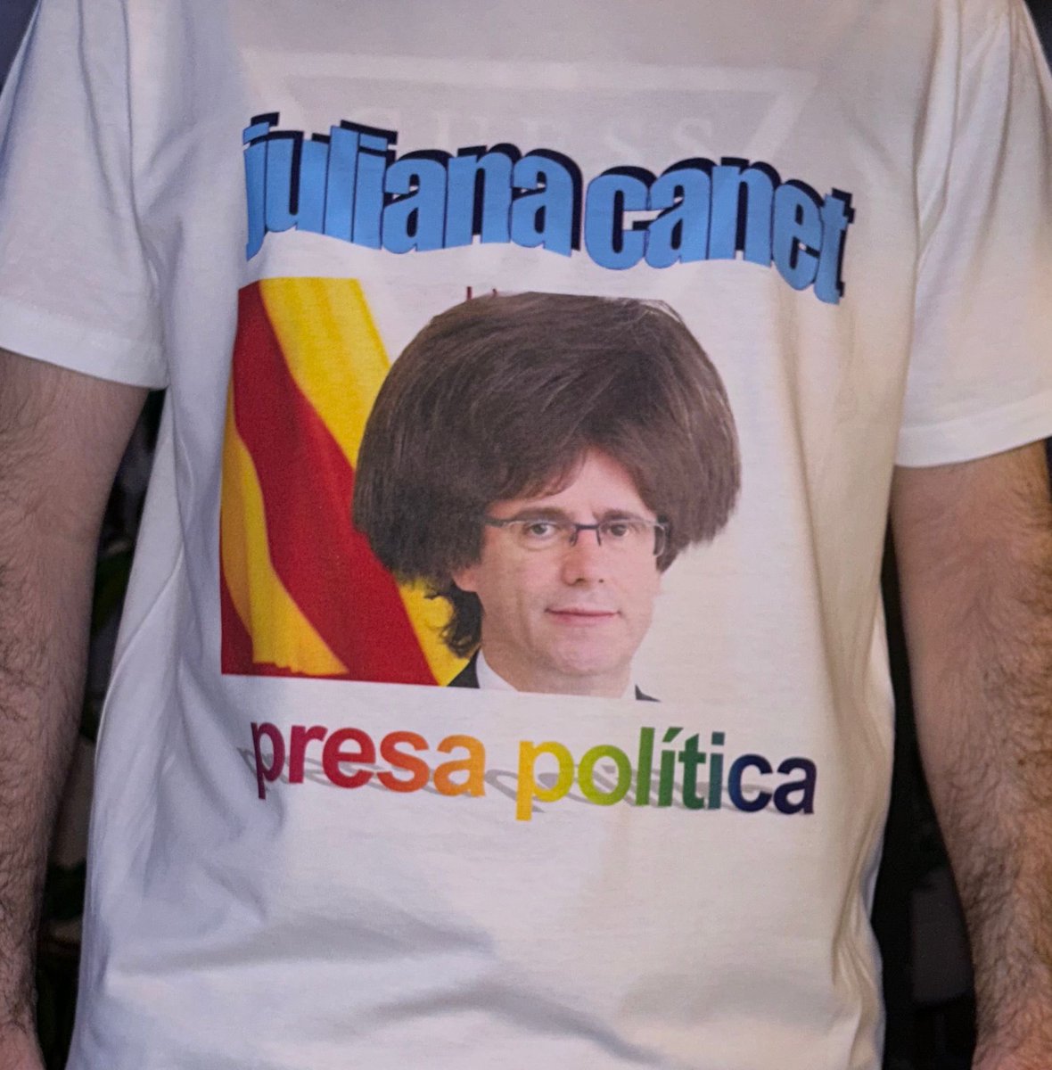 marcelistes's tweet photo. q opineu de la meva samarreta? https://t.co/72kyGX1L70