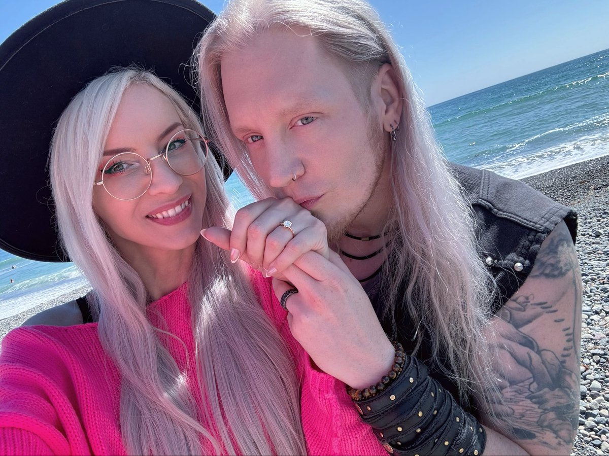 Bethany Hudson tweet media