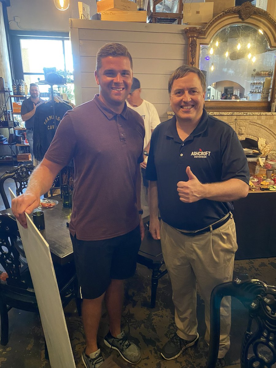 JayAshcroftMO's tweet image. Such a great crowd in #SWMO at @vineyard417. 72 hours until the polls close!