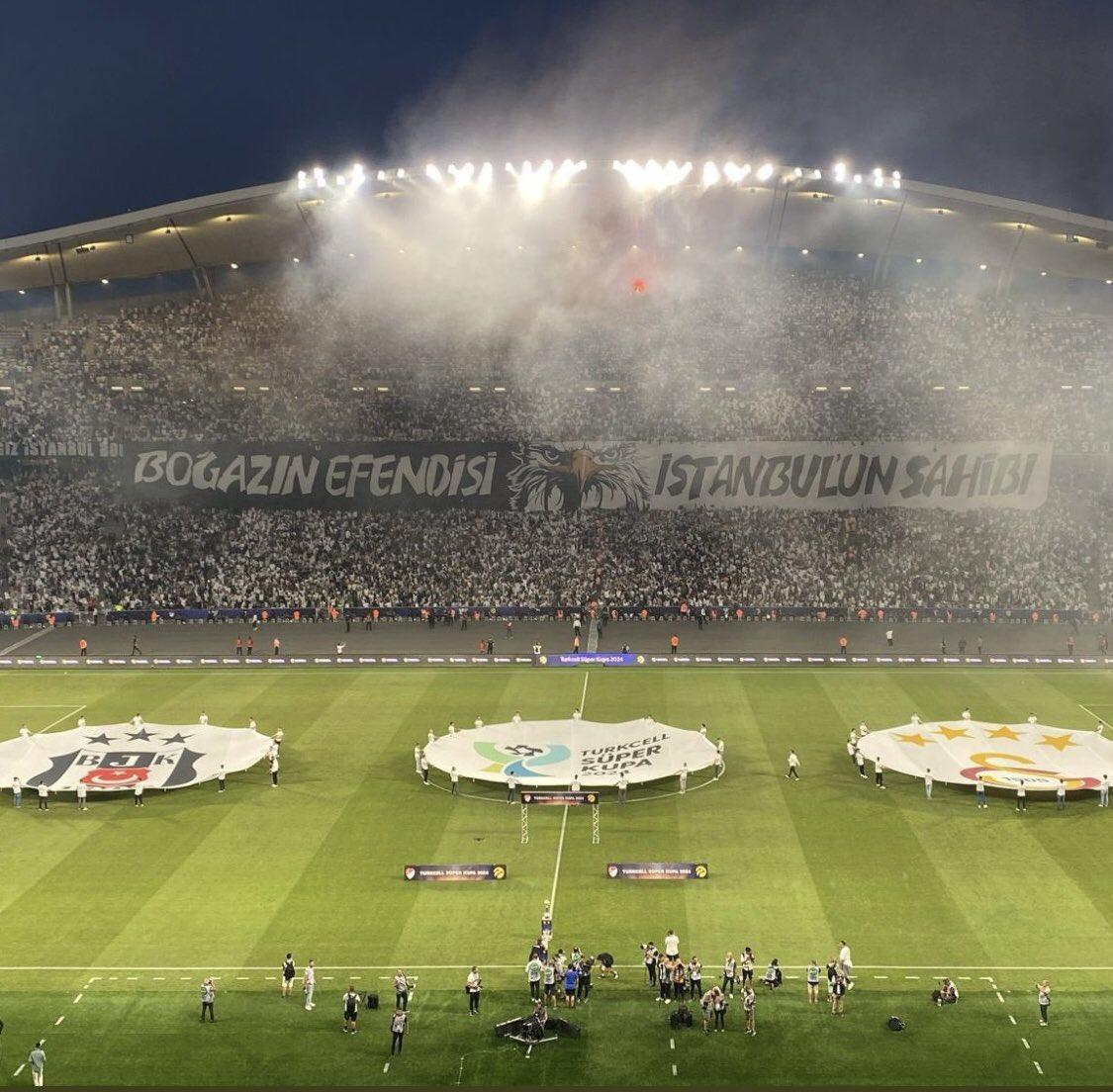 #BEŞİKTASADAMİNAMINAKOYAR