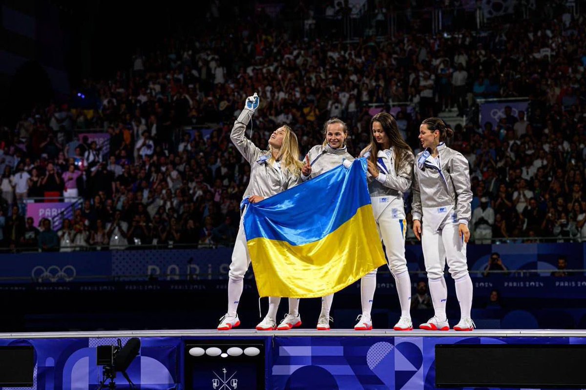 The Ukrainian word "Volia" means both will and freedom. For us it means our will to win. 

Today, the Volia of these four fencers brought Ukraine our first gold medal at the #Olympics2024 

🇺🇦🇺🇦🇺🇦🇺🇦
🥇🥇🥇🥇