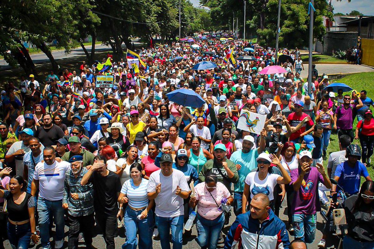 Mariño presente y siempre consecuente hoy y siempre apoyare la gestión de nuestra Alcaldesa Johana Sánchez. Mujer Guerrera y Comprometida con su pueblo. #PaísDeOchoEstrellas 🇻🇪
#Aragua #Mariño Territorio Chavista de Paz #ComunicadoresLegislativo