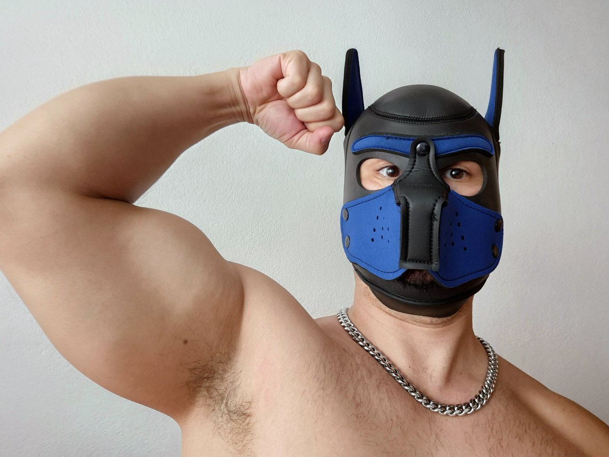 How's your weekend?
 Mine is for training. 💪🏼