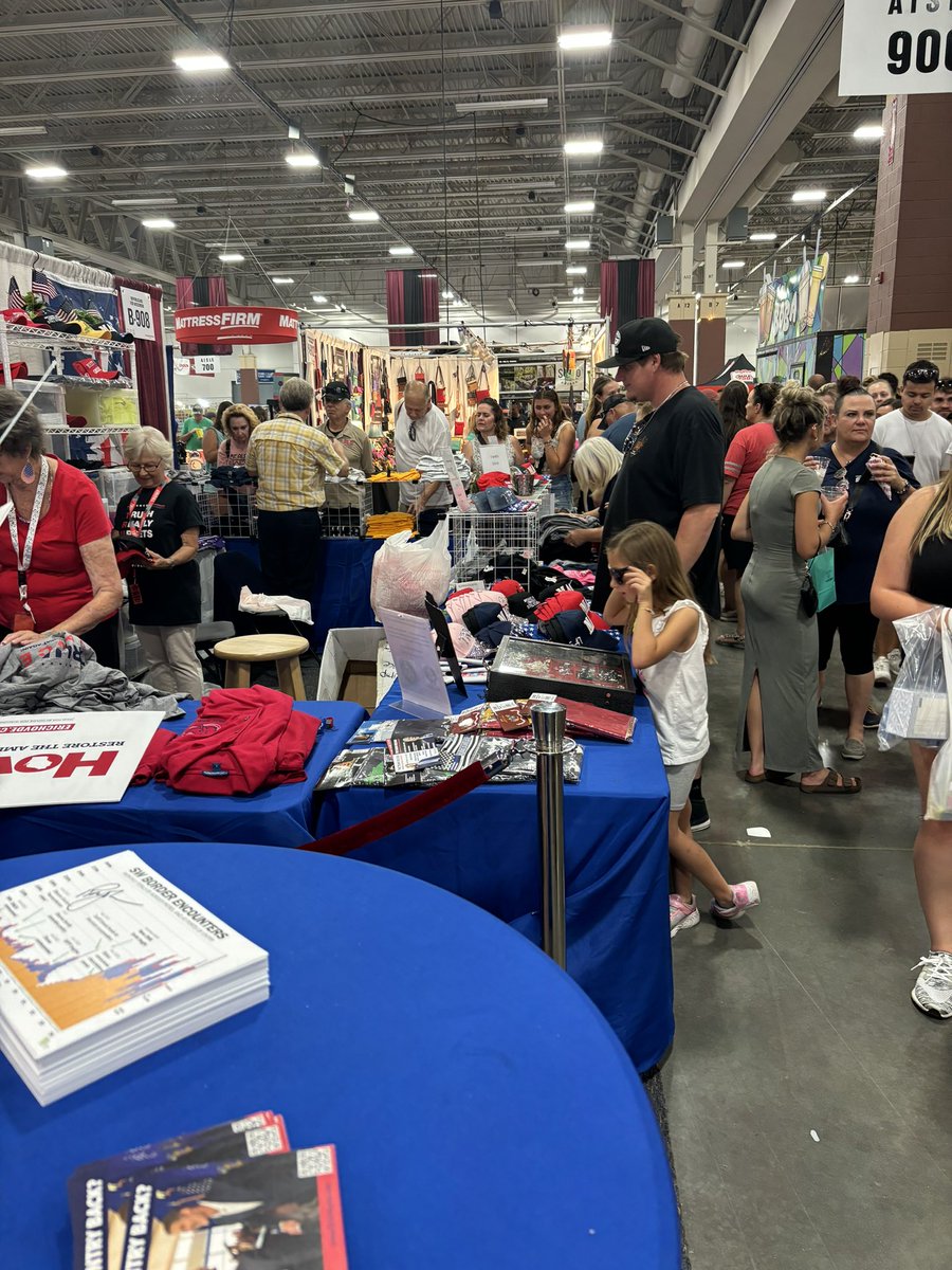 SheriJesielWI's tweet photo. Great crowd at the WisGOP booth at the Wisconsin State Fair today along with special guest Ron Johnson.  Signs and merchandise are yugely popular! @WisGOP https://t.co/RXGQiNXA2l