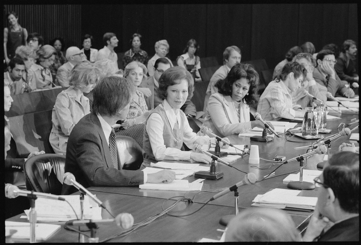 MADDEEE13's tweet photo. @RealMartyT7 Jimmy and Rosalynn Carter. Class act in patriotism👏👏
President and First Lady 🇺🇸 After leaving the White House in 1981, Mrs Carter continued to advocate for mental health and other causes. #MakeAmericaCareAgain💙🌊
#DemocratsDeliver 🗳️#MentalHealthAwareness ♥️ https://t.co/FlPzJRM3Xf