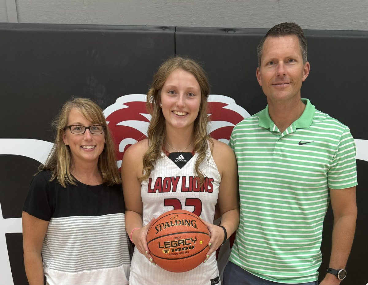 Tinsley Walker (@tinsleywalker1) on Twitter photo Thank you <a href="/CoachBollant/">CoachBollant</a> for a great visit. Can’t wait to be back on campus. <a href="/knox_bball/">KnoxCatholicLadyIrishBball</a> <a href="/TeamUnlimited16/">Team Unlimited</a> Thank you <a href="/CoachBollant/">CoachBollant</a> for a great visit. Can’t wait to be back on campus. <a href="/knox_bball/">KnoxCatholicLadyIrishBball</a> <a href="/TeamUnlimited16/">Team Unlimited</a>