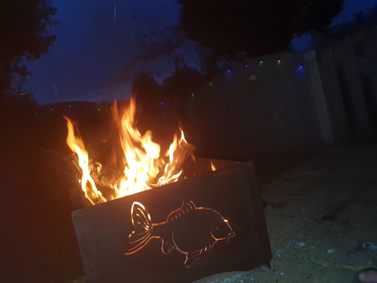 Chris_Midge64's tweet photo. Saturday night chill out. https://t.co/9FcPnsmcpA