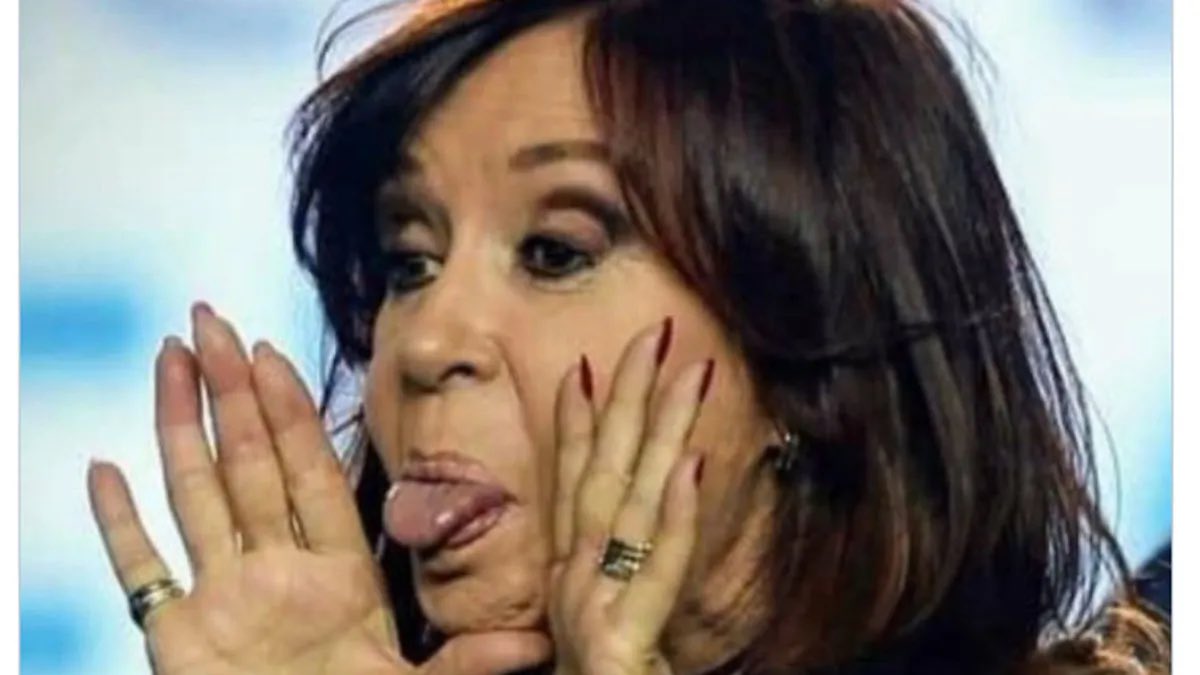 NicoOrchid's tweet photo. 🚨EL DÍA QUE LA JUSTICIA LA UBIQUE DETRÁS DE LAS REJAS, LOS ARGENTINOS SACARÁN TODOS SUS DÓLARES DEBAJO DEL COLCHÓN 

👉🏼Seriamos un país prospero
👉🏼Mientras los chorros estén sueltos y coqueteando con volver, los dólares seguirán escondidos

➡️Coincidis?
#Argentina https://t.co/qdLsSxzYkm