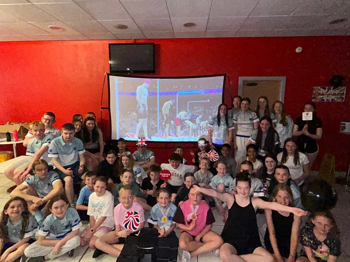 Great night cheering on <a href="/TeamGB/">Team GB</a>.  Well done to Duncan and Katie <a href="/ScottishSwim/">Scottish Swimming</a> amazing performances.  Perfect end to our 12 hour swim relay Sponsor day.