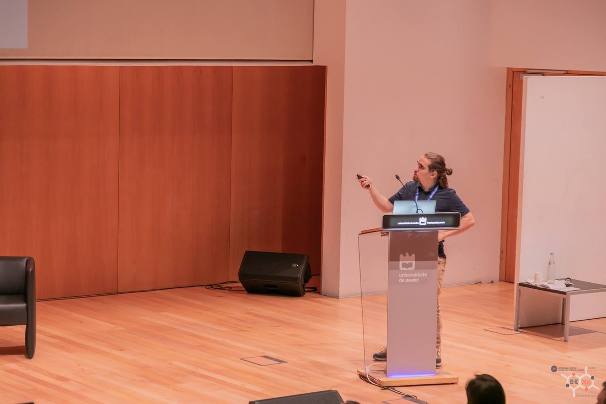 In the past week I had the pleasure to present my work in the #ISHC2024 in Aveiro!
Happy to showcase my work in the synthesis of 3-aminopyridines.