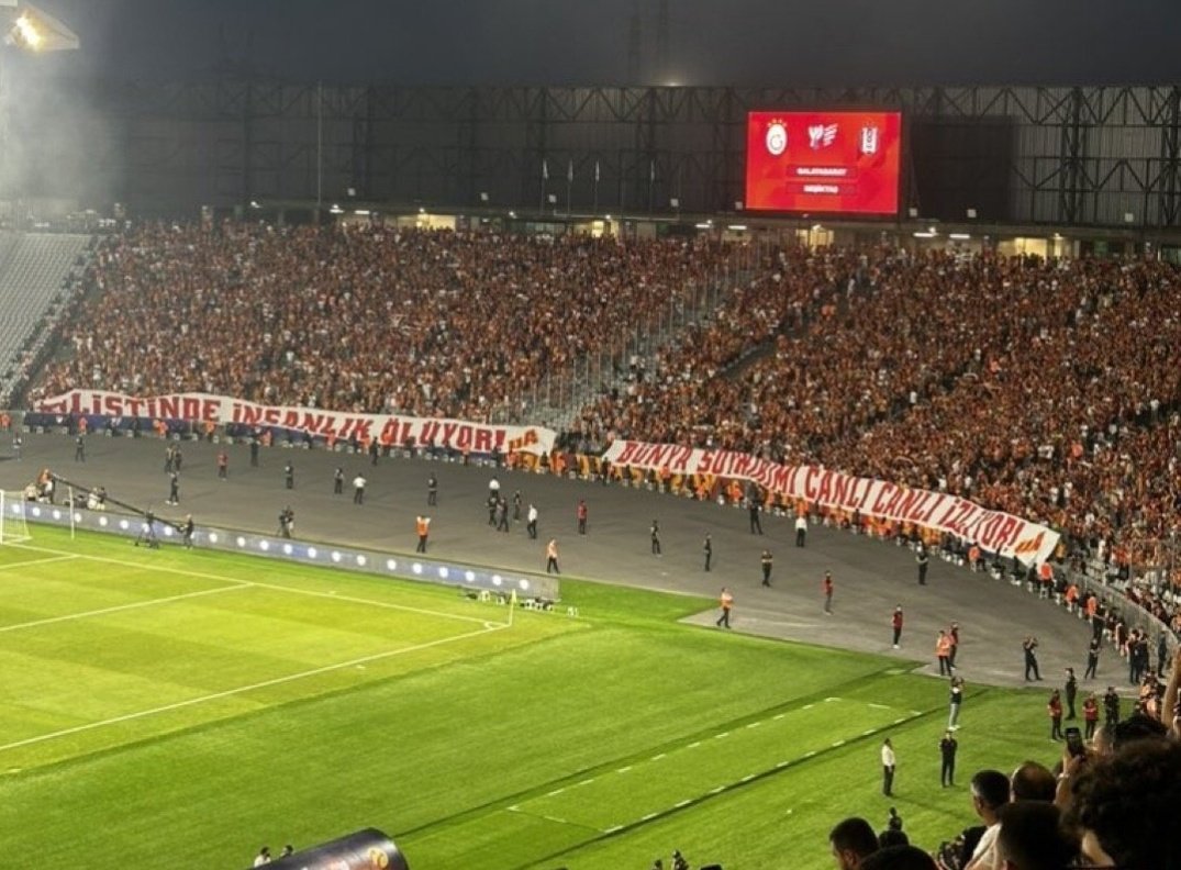 Bugünün bir diğer kazananı Galatasaray Taraftarını tebrik ediyorum. 👏🏻👏🏻

“Filistinde İnsanlık ölüyor, Dünya Soykırımı canlı canlı izliyor. ”