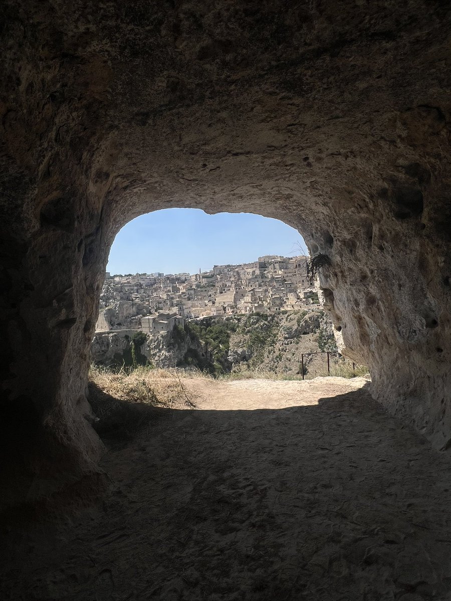 jennileem's tweet photo. Matera https://t.co/vY5QsfxAou