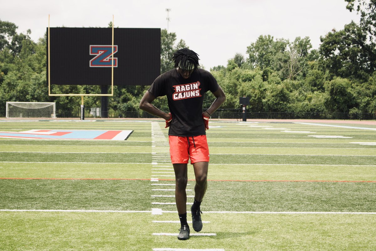 KristionBrooks4's tweet photo. Were Working!! First Game Aug 22nd! #JrsznLoading #Moreworktobedone! https://t.co/DKfX6SY2fL