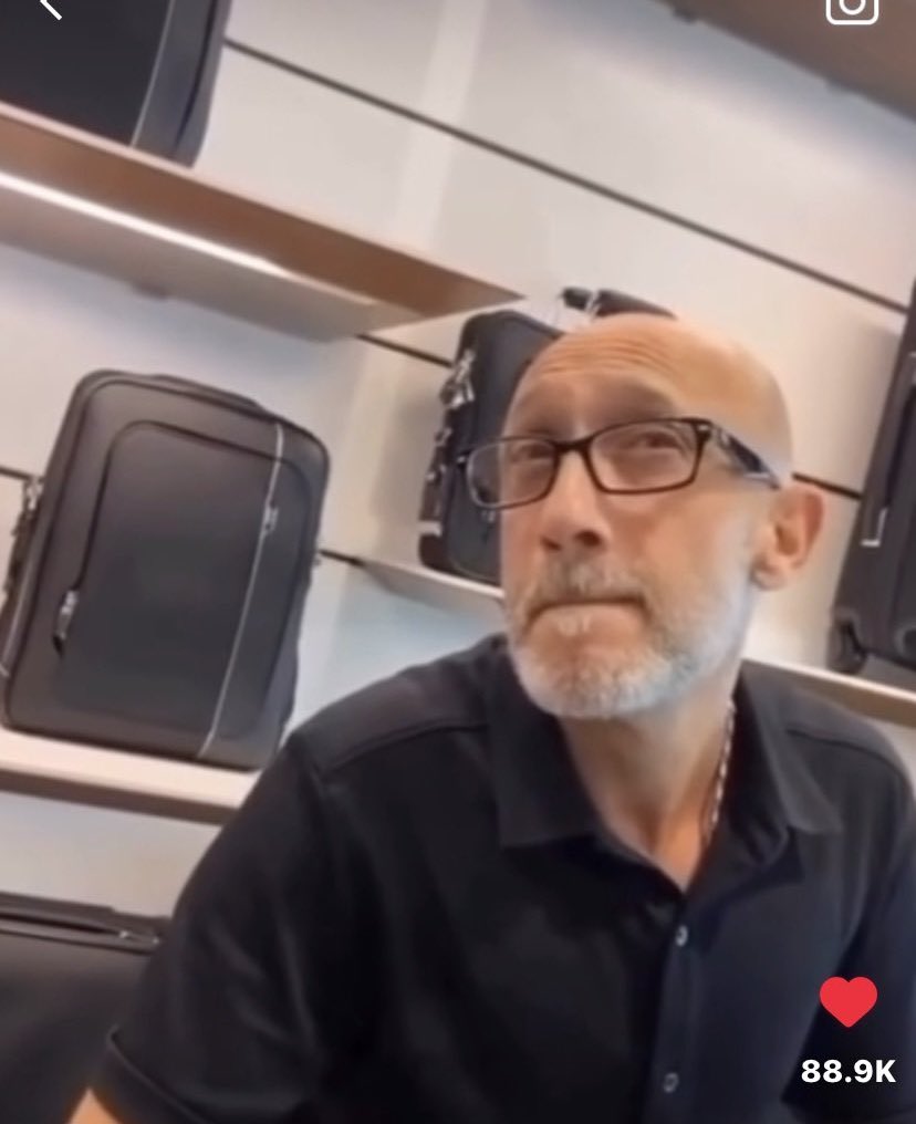 itztherealabby's tweet image. Catch what???