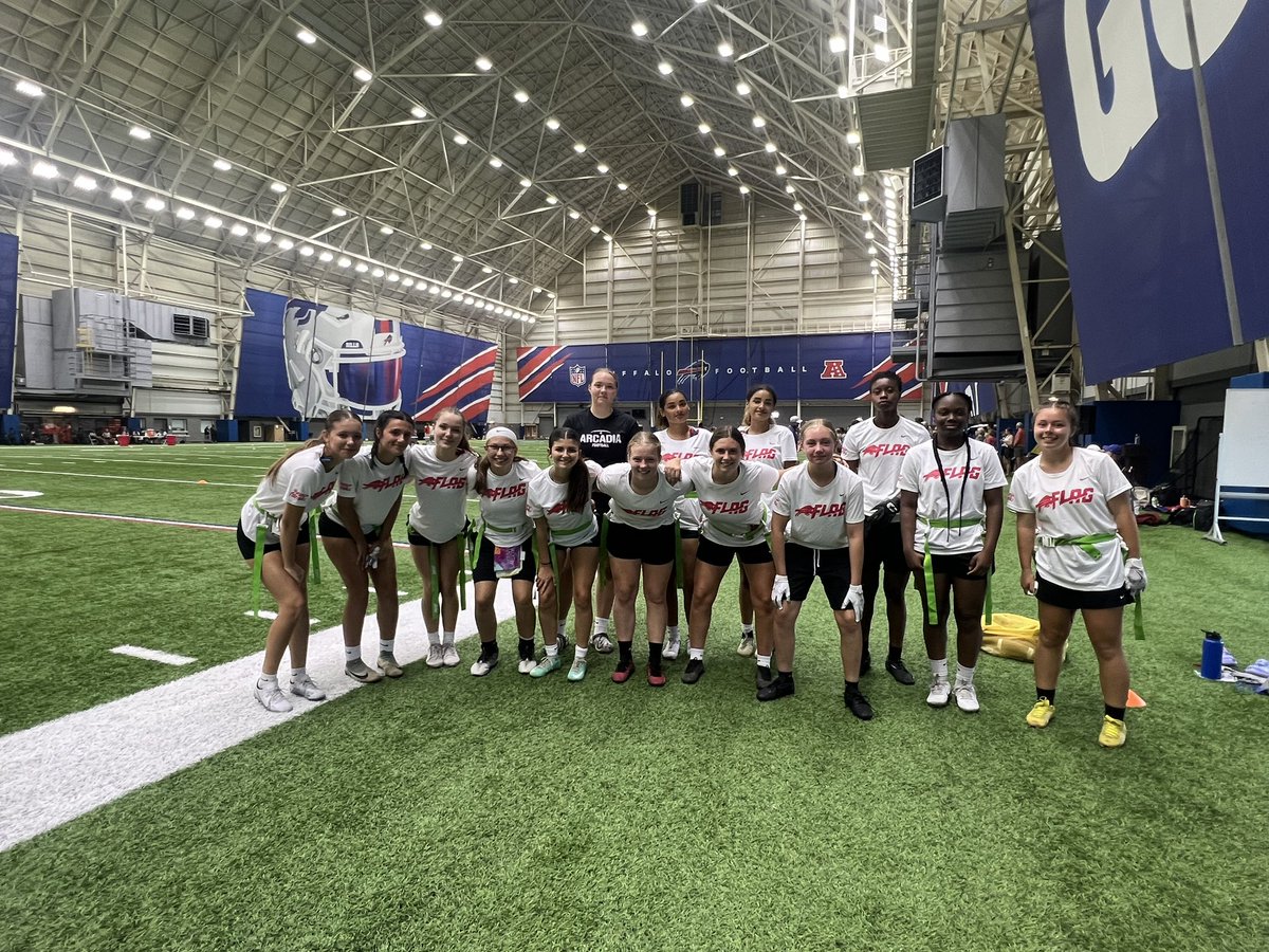 CoachLapinski's tweet photo. Thanks to the @BuffaloBills and @USAFootball for hosting the tournament yesterday. It was an amazing experience. Our team was extremely honored to be apart of this event. Thank you to @GCSDATathletics for continuing to support our movement. #BuildAnArmy https://t.co/6wQzuDtQ1X