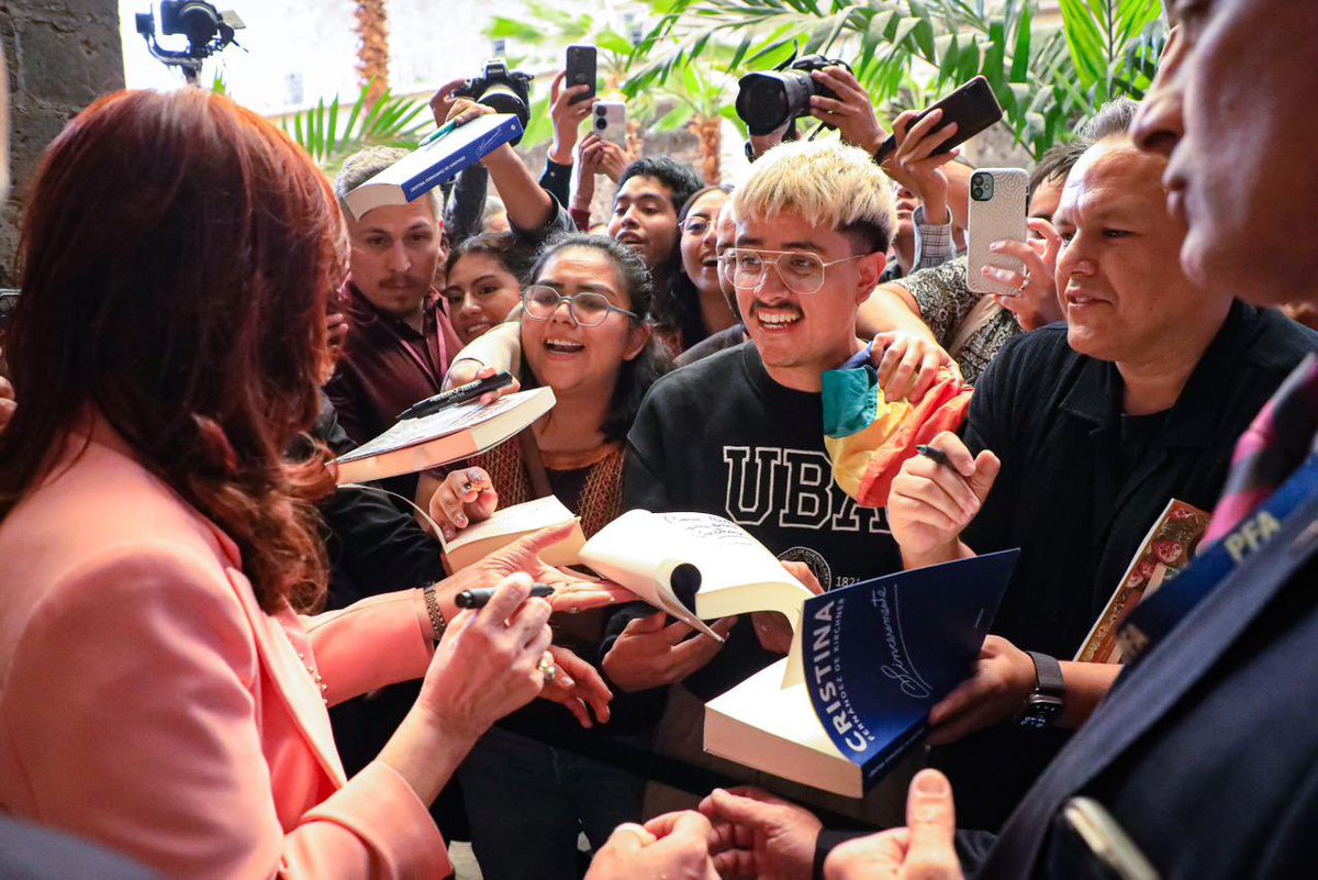 Por eso quería hoy culminar este fantástico curso con esta utopía desde el sur: Justicia y paz. Un compromiso de todas y de todos.