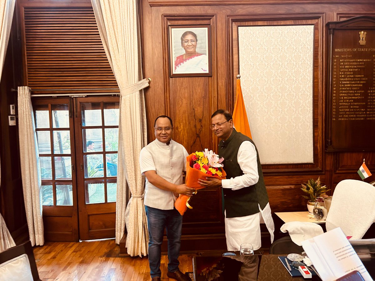 Had the privilege to meet with Shri Pankaj Chaudhary Ji, Hon’ble Minister of State for Finance, Government of India.