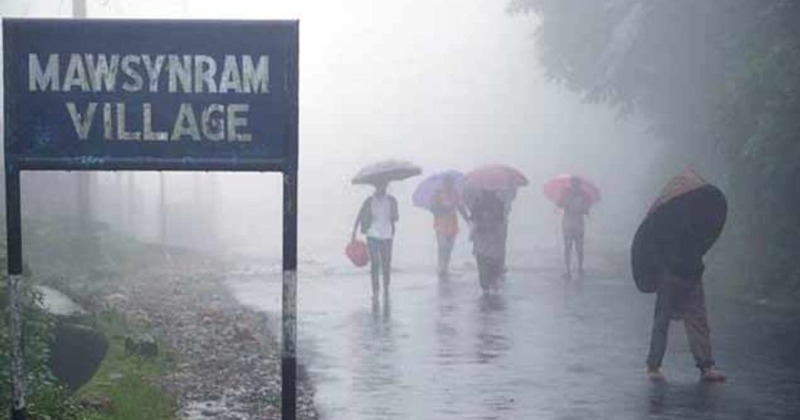 atharv_talwar's tweet photo. 🇮🇳 India is home to the wettest place on Earth, Mawsynram, in Meghalaya. This village receives an average annual rainfall of 467.4 inches, making it a lush green paradise with stunning landscapes. #IncredibleIndia #UniqueFacts #Mawsynram https://t.co/RD2ICovHrB