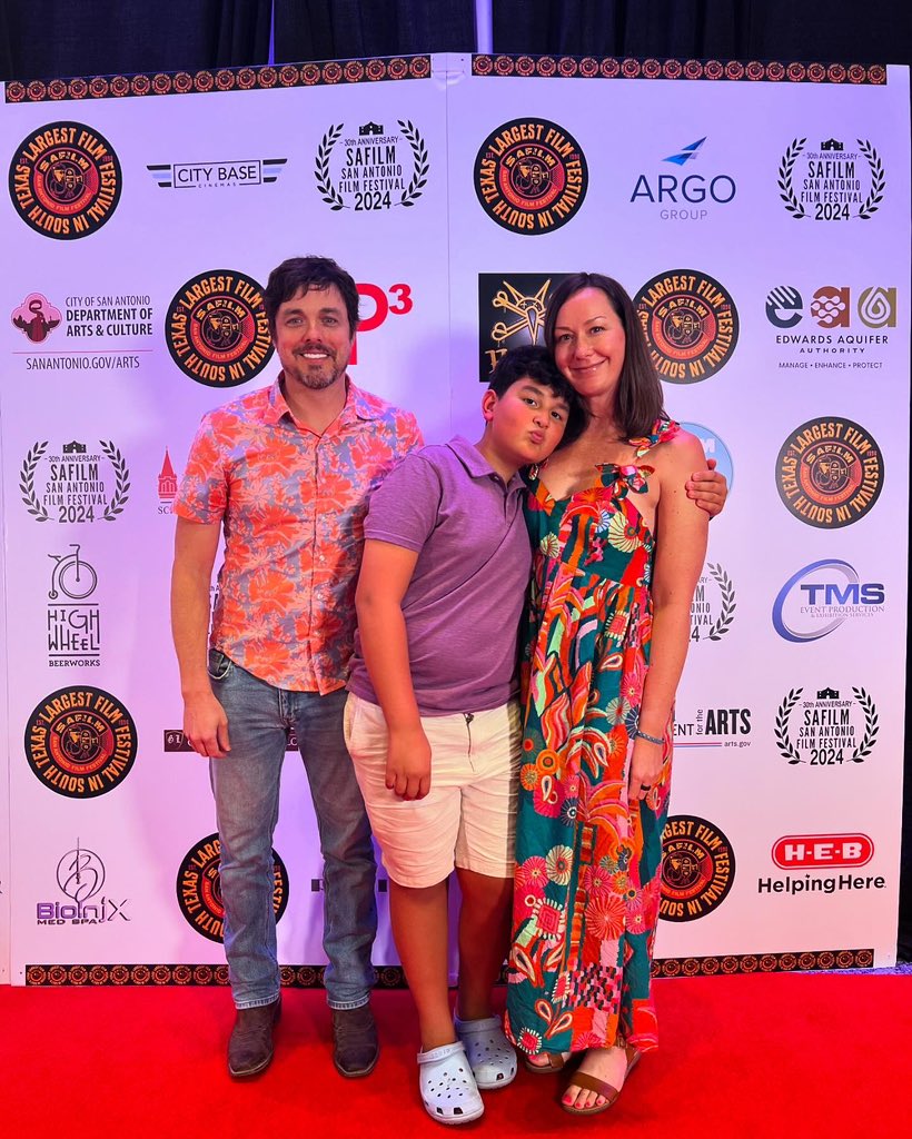 At the #sanantoniofilmfestival top of the watch #tinytexas and talk to people about #baldthemovie <a href="/DistantCityPH/">Distant City Production House</a> <a href="/davidharrodjr/">David Harrod Jr</a>