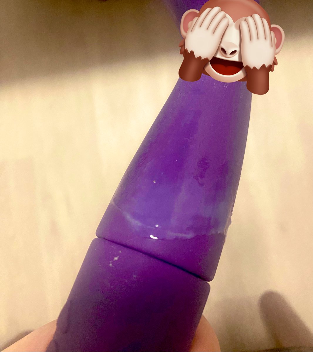 只能在家玩小玩具啦 没人跟我约