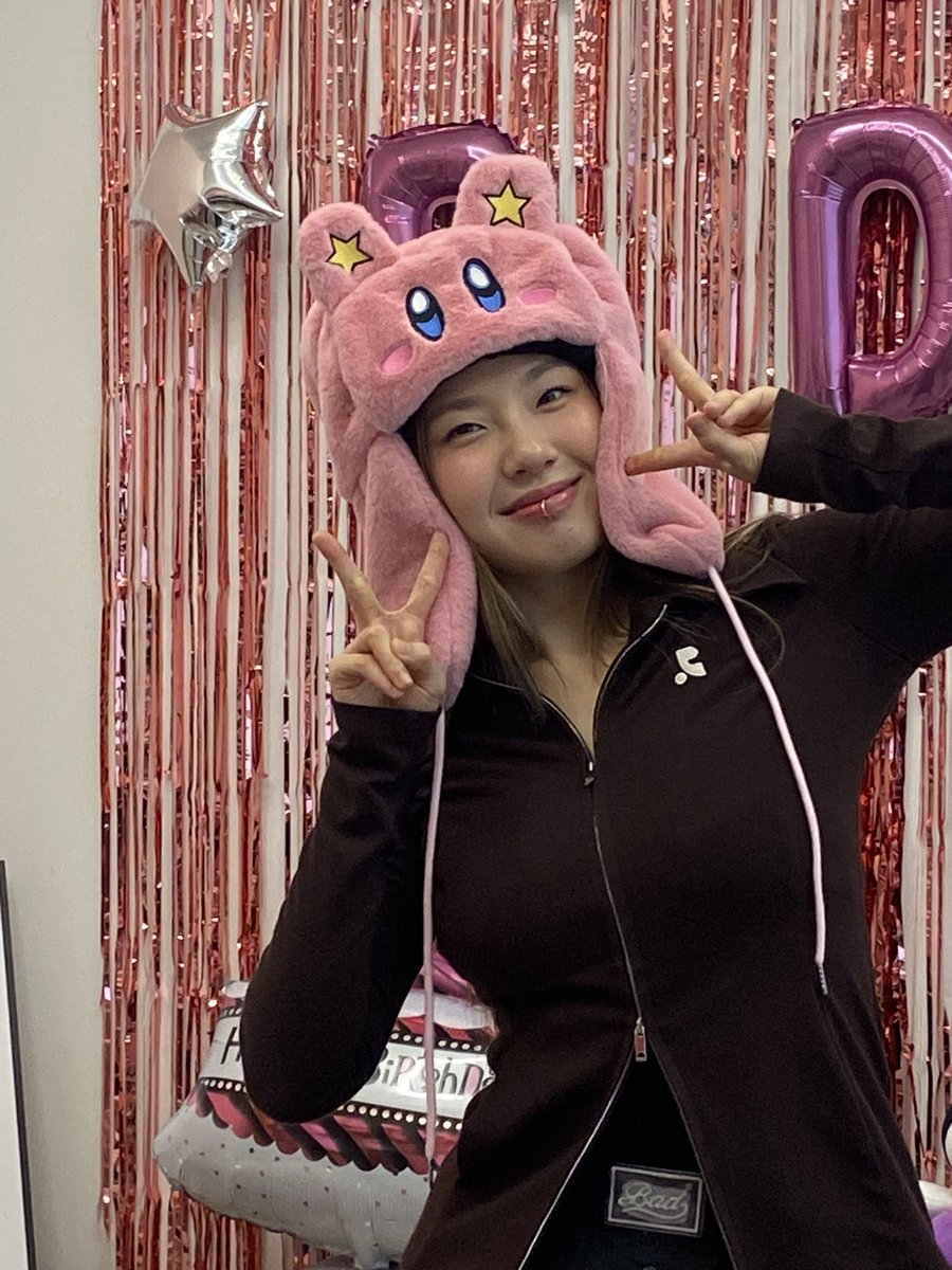 mong_cutie's tweet photo. https://t.co/lkOFFcpTLU