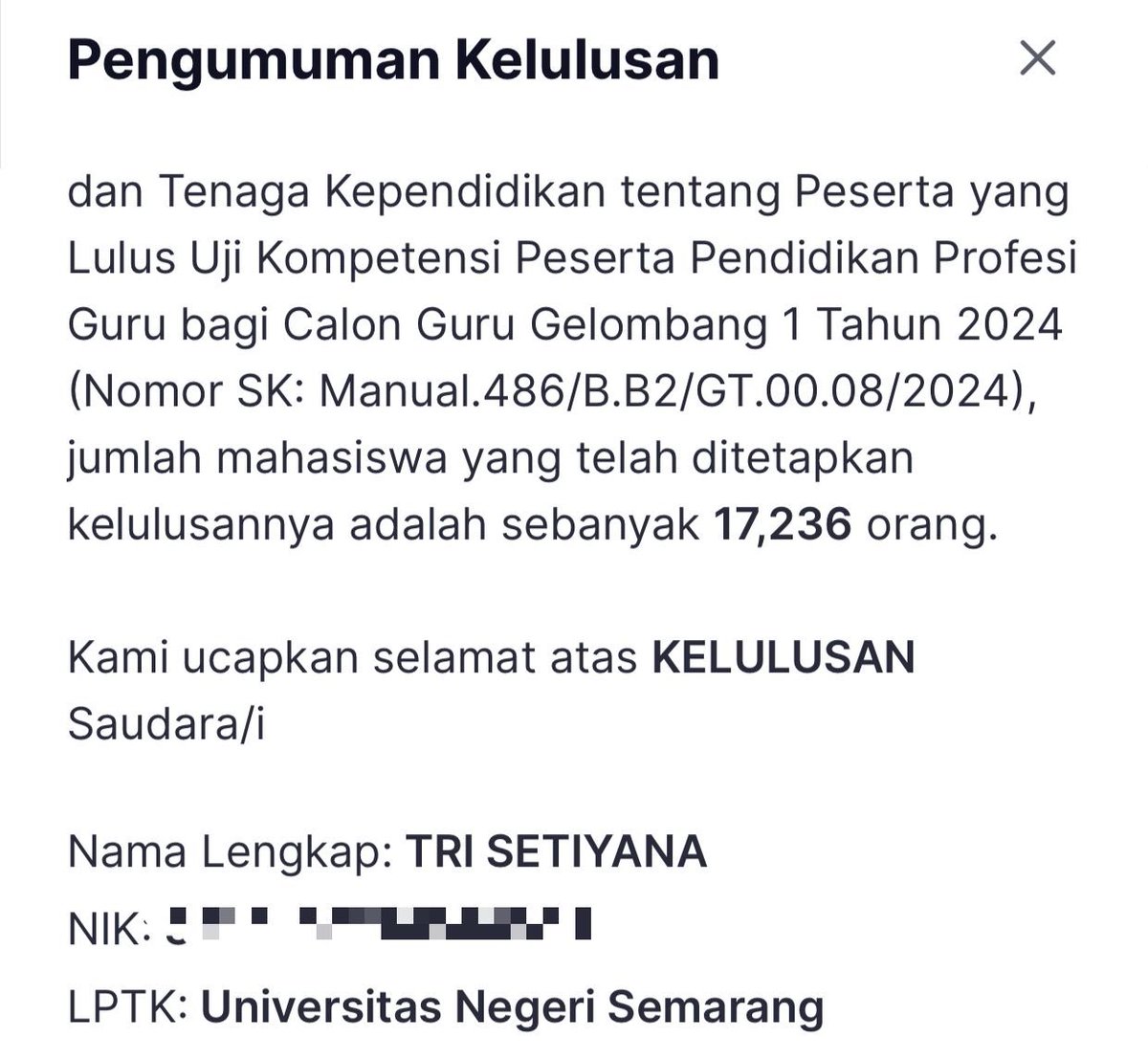 haloo_naa's tweet photo. Satu tahun yang lalu kamu merayakan dengan orang barumu, dan pagi ini kamu masih ingin tau tentangku? Aku sedang merayakan keberhasilanku https://t.co/oO59o4oFeT