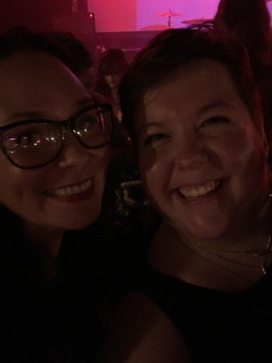 MissMurphface's tweet photo. Met the absolute sweetest, @6auntie6christ6!!! 💜 Drag Talk was a blast, it was amazing meeting you and have a drink for me!! 💜💜💜 https://t.co/eZfF7V8S94