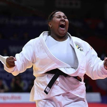 -ADRIANA RUANO (Guatemala)
-JULIEN ALFRED (Santa Lucía)
-THEA LAFOND (Dominica)
-BIA SOUZA (Brasil)

Las mujeres latinoamericanas y caribeñas haciendo historia muy grande en Paris.