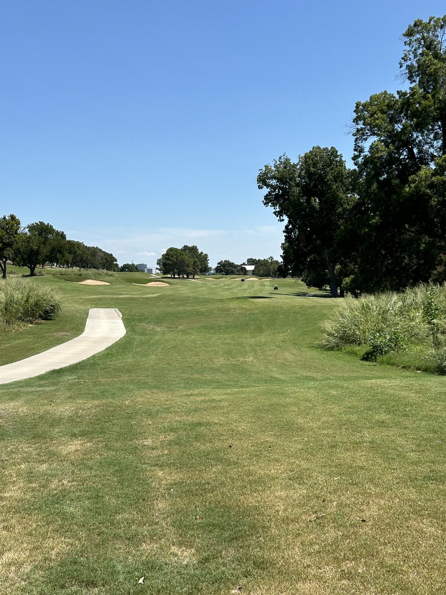 Dragn73's tweet photo. Rd 36 Hole 18
Par 5 -522 yds
Score - 7 (Double)
VS thru 18: +18
#NikeStrong #DaisyStrong
2nd VR of 2024 completed. Better than the first and progress is good. It ended up being a par 70 at 6036yds and I finished +18 for a score of 88. Hit my goal of breaking 90. 1/2 https://t.co/DrvI10KCtH