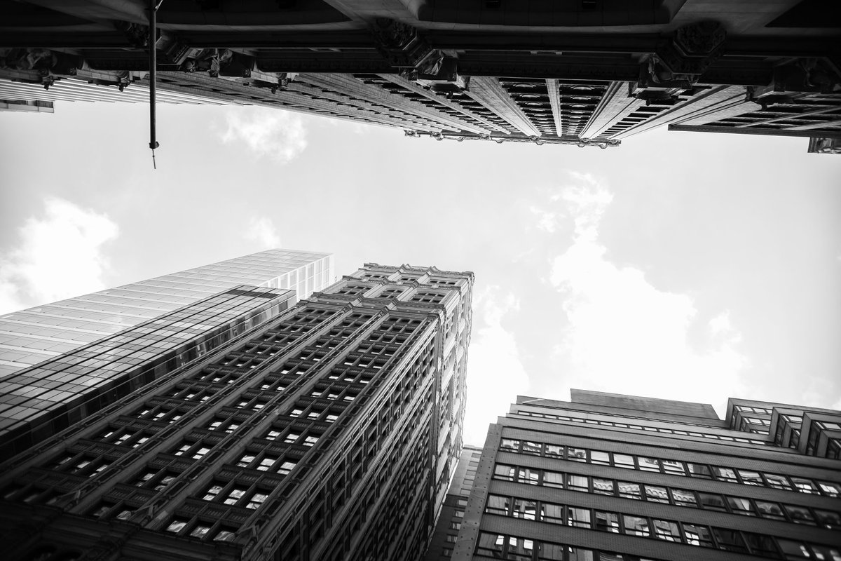 Mario_Pais79's tweet photo. Gn my FAM ❤️.

Some frames of NYC in B&amp;W.

Njoyyyy 

#photography #bnw #streetphotography #NYC #travelphotography #traveler #wanderer #fujifilm #nftarti̇st #NFTCommunity #nftphography #eth #sol https://t.co/7syEwctXQZ