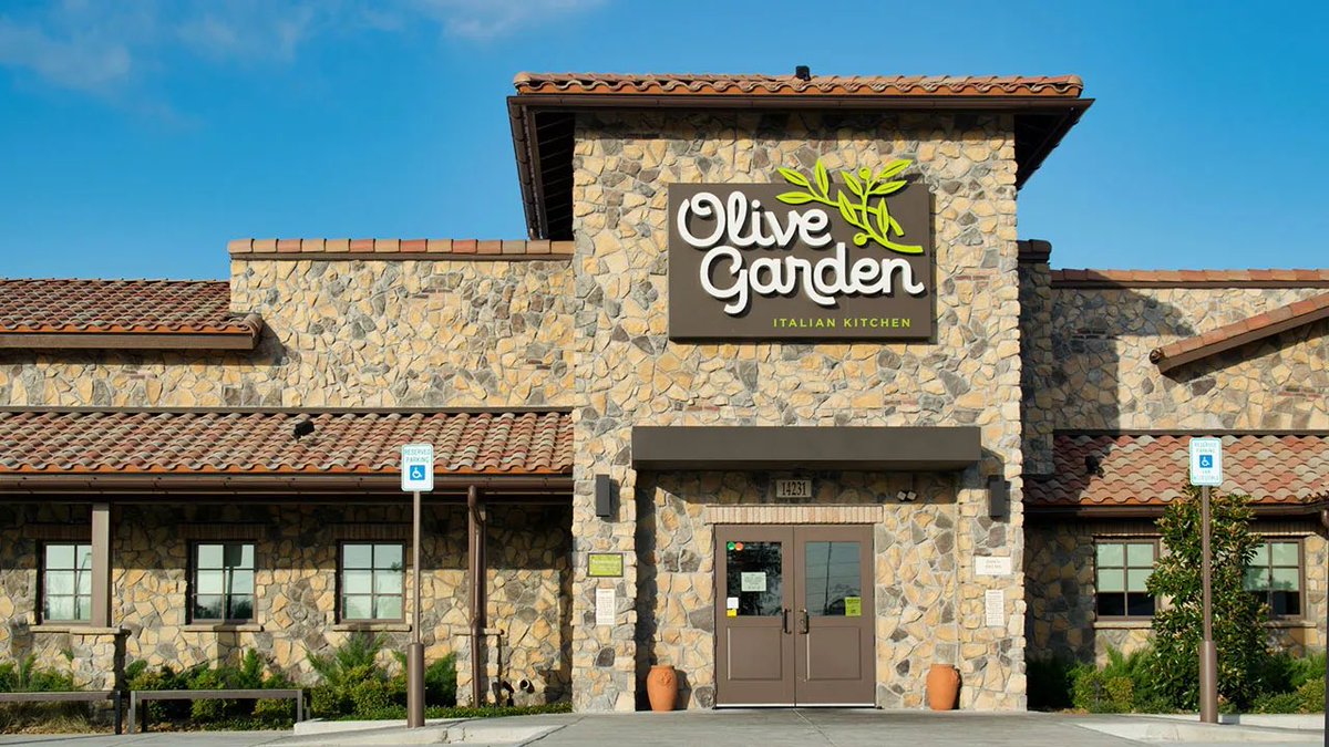 Growing up in small town Midwest means you thought Olive Garden was a fancy restaurant until about 21 years old