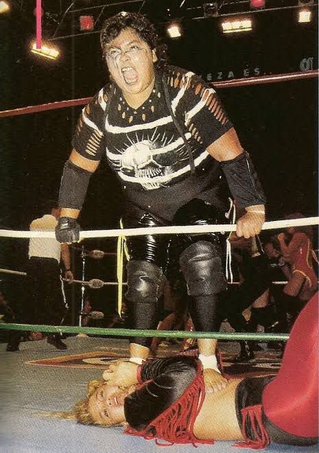 joethecricket's tweet photo. Lady Apache nunca se quejó por enfrentar a Martha Villalobos… https://t.co/HwbF7GEYfi