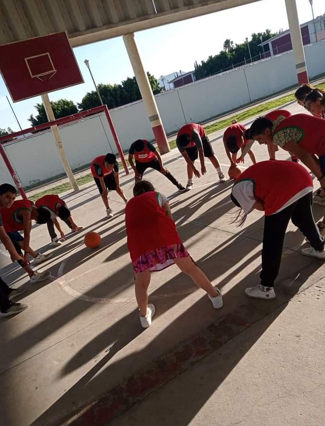 hmora3871's tweet photo. @FAHHdeporte con el
🚦Semáforo Deportivo en Tecámac Estado de México con el equipo de básquet 🏀 #HectorMora https://t.co/KQOqAM7vYP