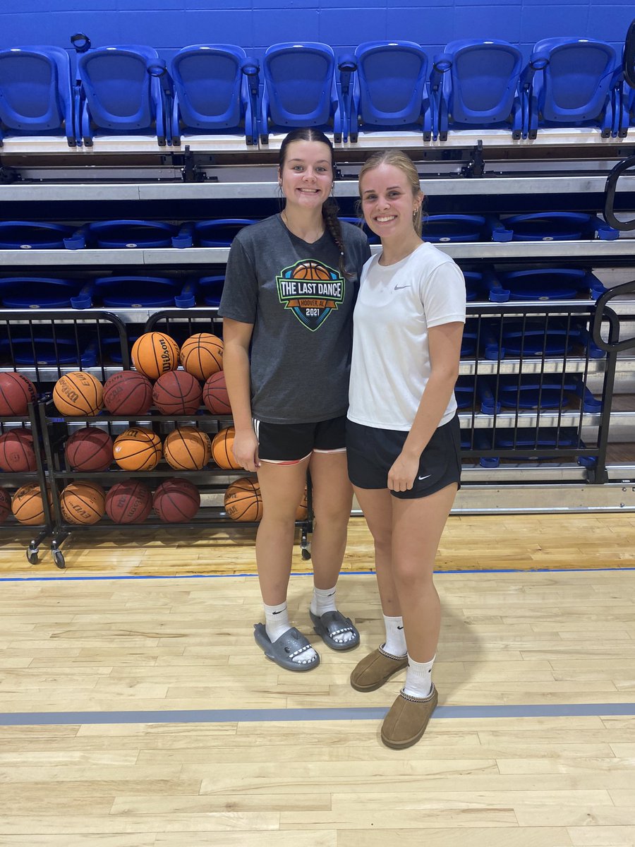 CharleeGEllis's tweet photo. Had a great time @UAH_WBB elite camp today! Thanks for hosting an awesome camp! https://t.co/tV7tpLjyZc