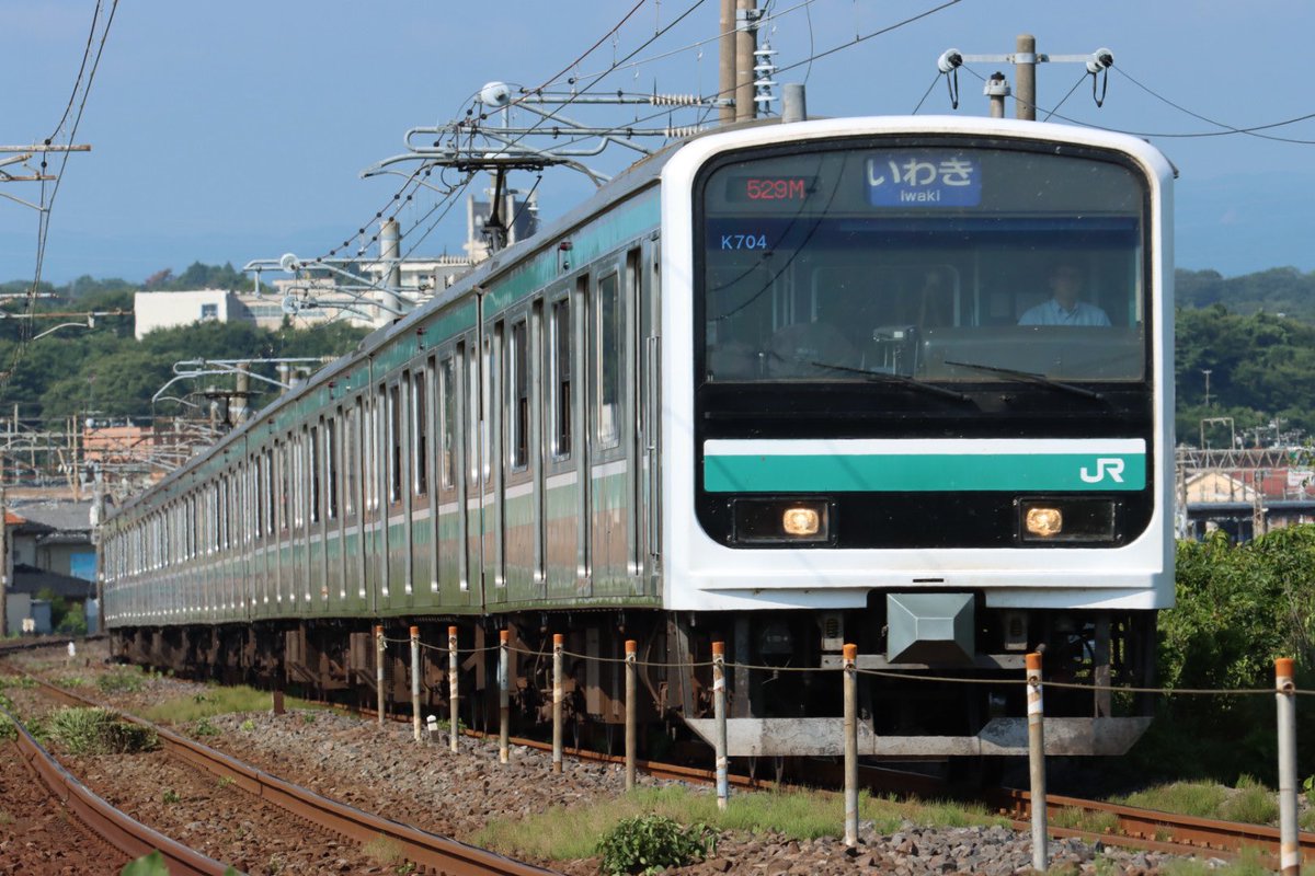 f38OknteRuvkdJ7's tweet photo. 2024/8/4
おはようございます🌻
今日も夏空が広がっています☀️
529M E501系 K704編成
#E501
#K704 https://t.co/0XdCvVHN5P