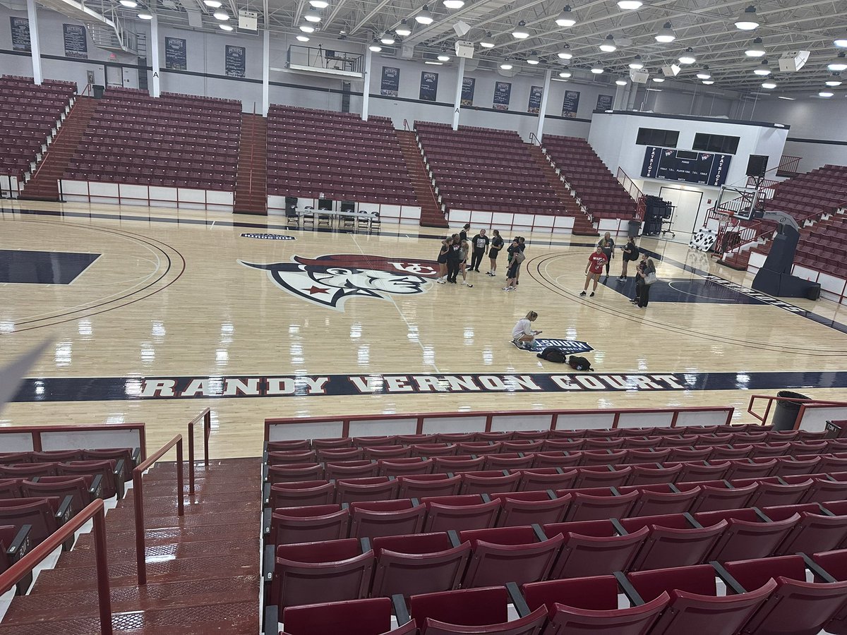 Emily Noble tweet media