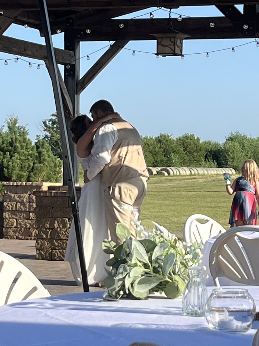 Congrats to assistant coach Dahlas Zlomke on his wedding day today!  #builtdifferent