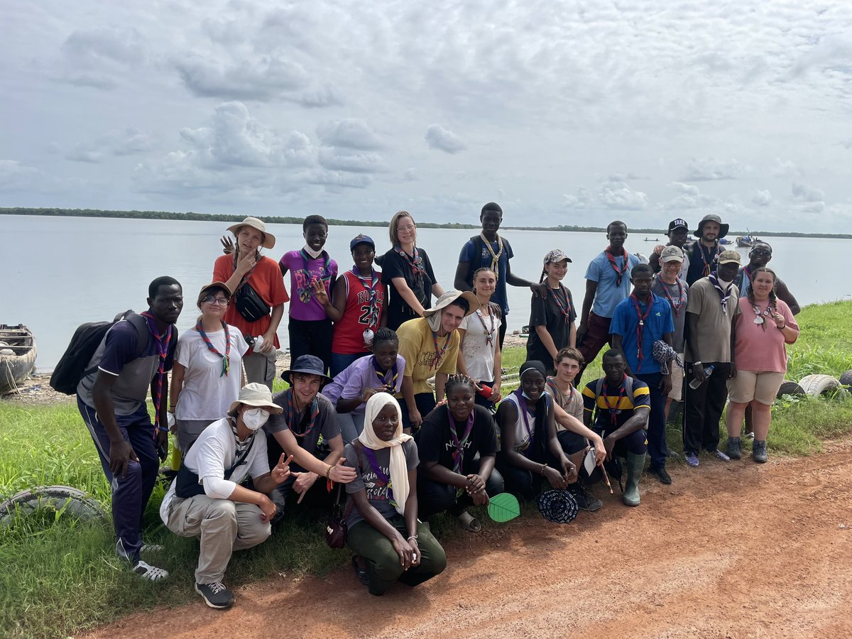 EEDF_merignac's tweet photo. Aujourd’hui nous avons participé à une opération de nettoyage du port de Ziguinchor.
L’occasion de rendre service et de discuter avec le Maire et le Gouverneur de la région.
@EEDF_officiel
#camp #international #scout #EEDF https://t.co/nsHRYc3r8P