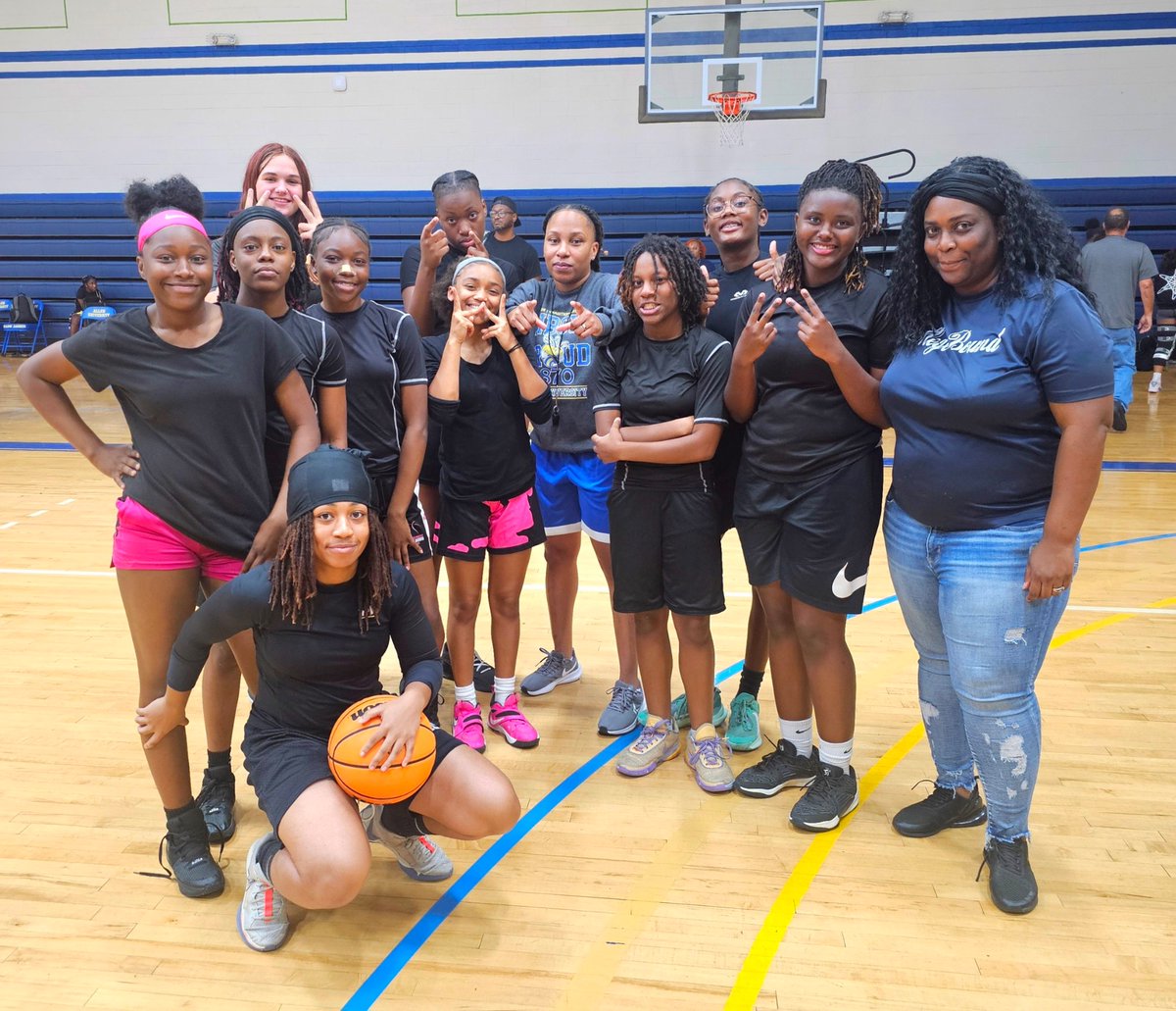 Coach Anderson 🏀 tweet media